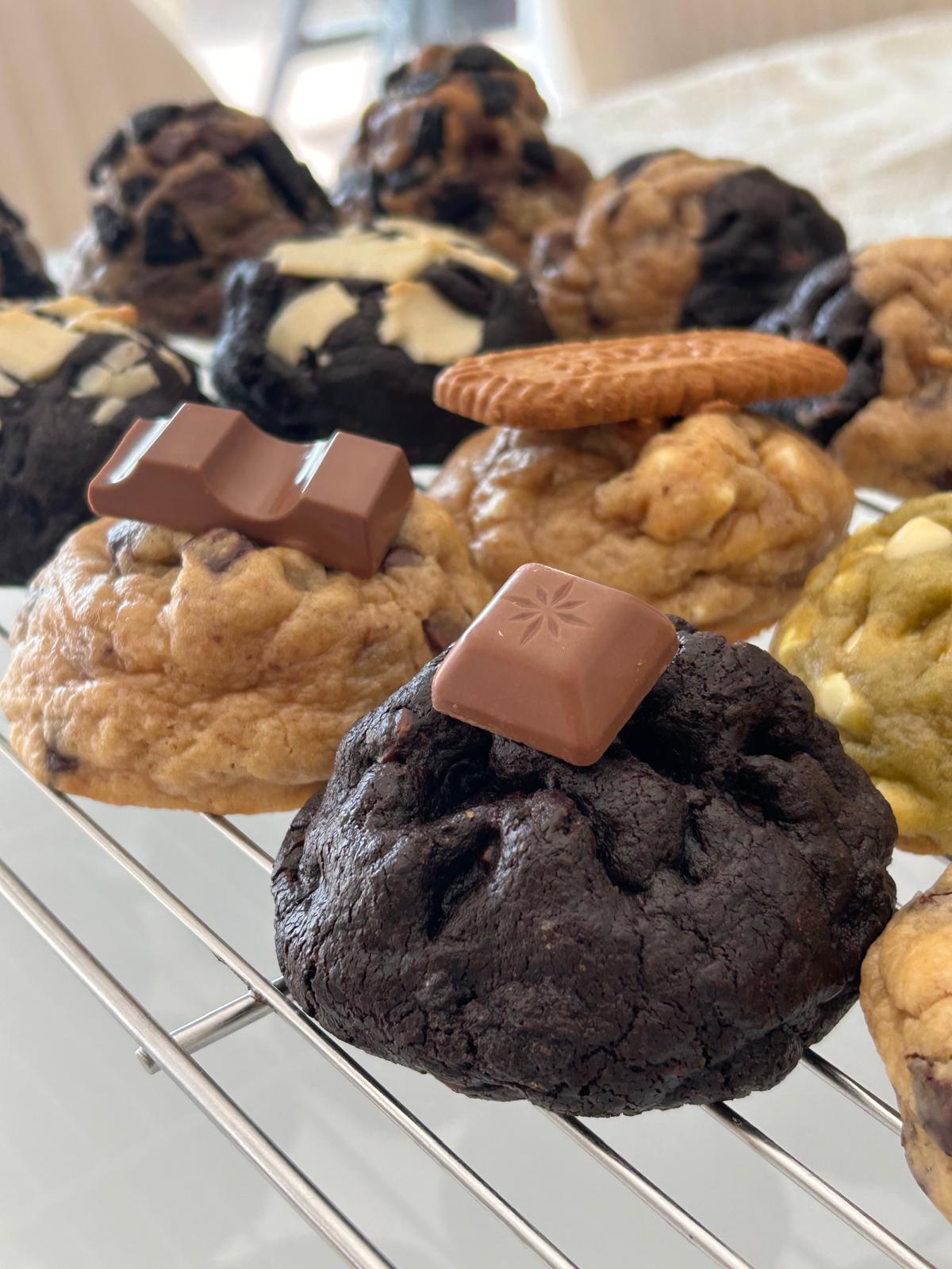 Lava Cookie — Für alle, die Schokolade ernst nehmen.
